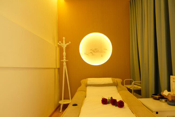 南京玄武区日式指压的寂静美学：在按压中听见雪落的声音